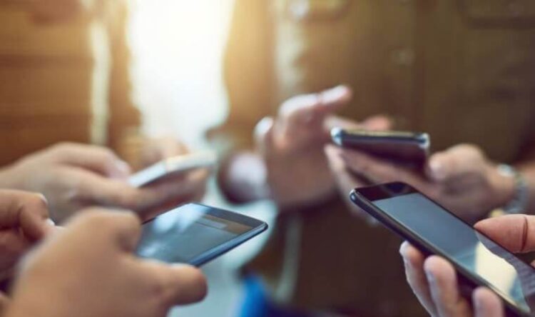 Bankaların mobil uygulamasına erişilemiyor