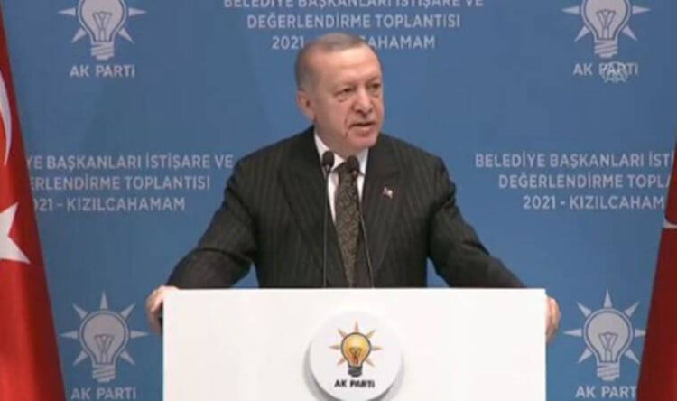 Erdoğan’ın hedefinde CHP’li belediyeler ve İmamoğlu var