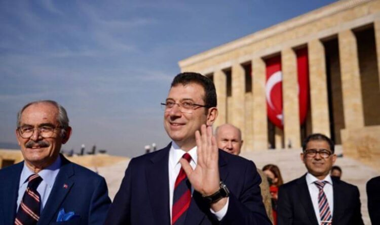 CHP’li büyükşehir belediye başkanları Anıtkabir’i ziyaret etti