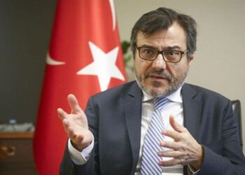 Saray’dan dolar itirafı