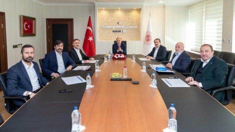 Erdoğan sinyali vermişti: Memur-Sen’den zam açıklaması