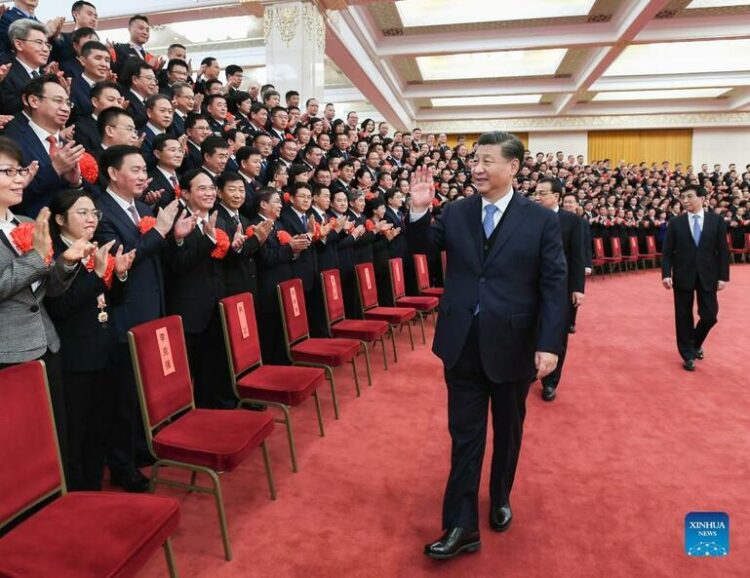 Xi Jinping, “Barışçıl Çin”in inşasındaki seçkin temsilcilerle görüştü