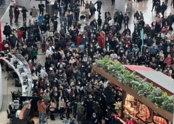 İstanbul Havalimanı’nda yolcular isyan etti