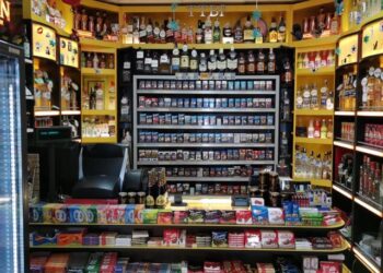 Ülke genelinde zam direnişine başlayan tekel bayilerden firmalara uyarı