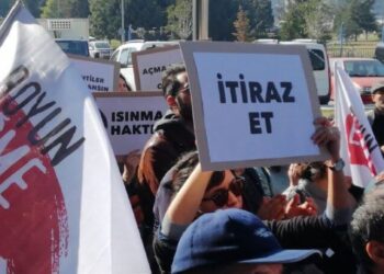 Halk elektrik zamlarına karşı sokağa çıkıyor: ‘Asıl biz sizin fişinizi çekeceğiz’