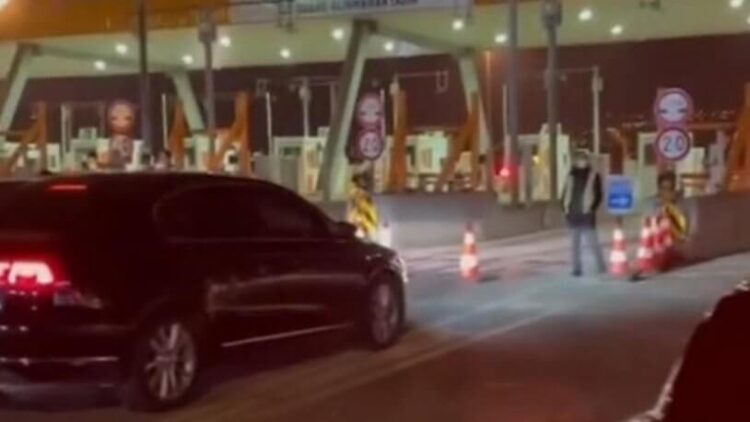 ‘Zamlı geçiş için köprü kapatıldı’ iddiasına şirketten yanıt: ‘Teknik aksaklık’