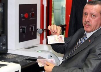 Ünlü gazeteden Türkiye analizi: Türk lirası bile Erdoğan’a inanmıyor