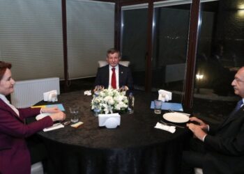 Kılıçdaroğlu, Akşener ve Davutoğlu bir araya geldi