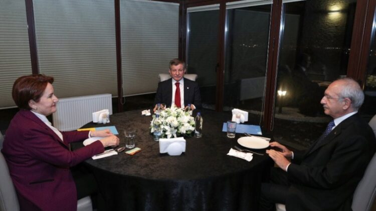 Kılıçdaroğlu, Akşener ve Davutoğlu bir araya geldi