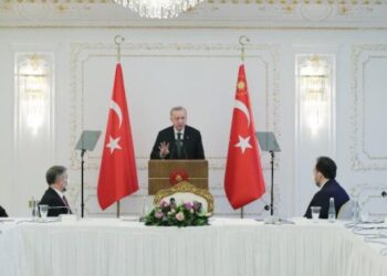 Erdoğan’dan döviz ve enflasyon açıklaması