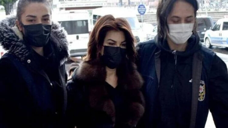 Gazeteci Sedef Kabaş tutuklandı