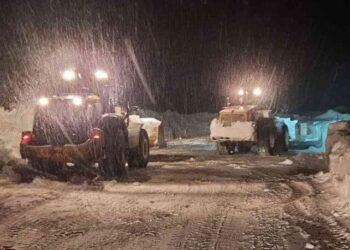 Antalya-Konya karayoluna çığ düştü!