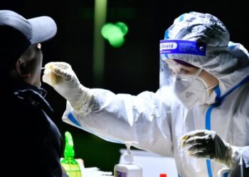 Çin’in kuzeyindeki Tianjin’de kent genelinde dördüncü tur nükleik asit testi yapıldı