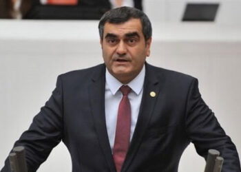 CHP’li Şeker: Türkiye’de üretilen hızlı tanı kitlerinin satışı neden yasak?