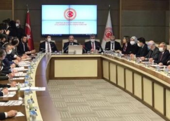 HDP’li 11 milletvekiline ait 13 fezleke Meclis’te