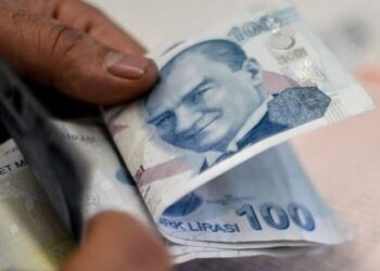 Ücretlere enflasyon zammı hayal kırıklığı yarattı: Emekli 2500 TL’ye mahkûm