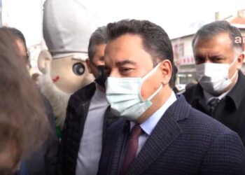 Gençler sordu, Babacan yanıt verdi: FED faiz kararı TL’yi nasıl etkiler?