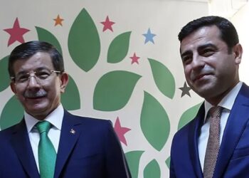 Demirtaş’a Davutoğlu’na hakaretten hapis cezası