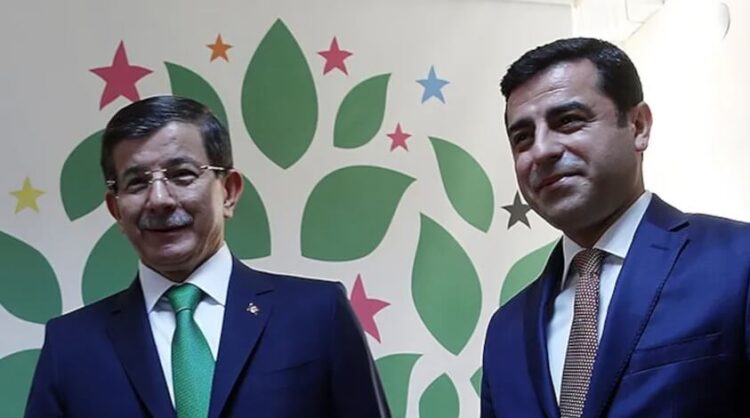 Demirtaş’a Davutoğlu’na hakaretten hapis cezası