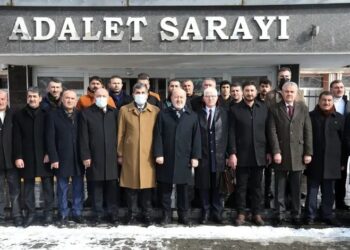 AK Parti’den 81 ilde Kabaş, Özkoç ve Erdoğdu hakkında suç duyurusu