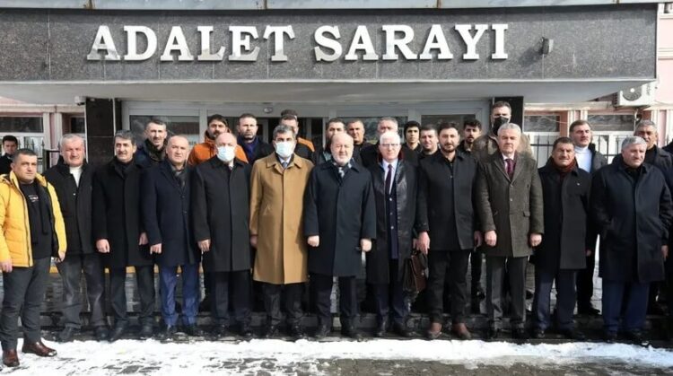 AK Parti’den 81 ilde Kabaş, Özkoç ve Erdoğdu hakkında suç duyurusu