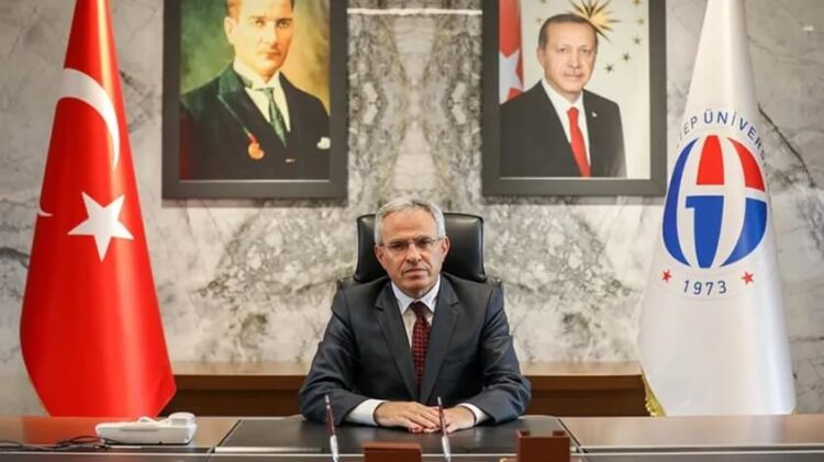 Fatma Şahin’in ‘Tam bir deli’ dediği rektör: Ben hocayım ya