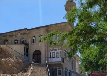 AK Partili belediyeden lüks konut için cami yıkma kararı