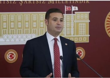 Akın: Enerji zamları asgari ücret artışının yüzde 43’ünü 1 ayda eritti