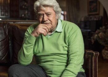 Cüneyt Arkın’dan eşcinsellik çıkışı