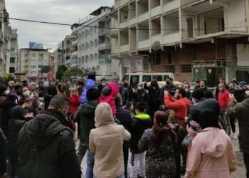 Halk yüksek elektrik faturalarına isyan etti