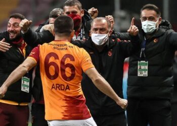 Arda Turan’dan Fatih Terim’e veda