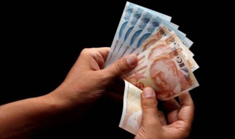 Zam yağmuru dinmiyor… Memurun kampına da geldi