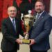 Cumhurbaşkanlığı Kupası Kılıçdaroğlu’na takdim edildi