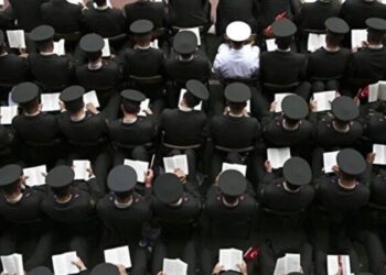 Soylu’ya çarpıcı soru: Odalarında zikir çeken rütbeliler kimler?