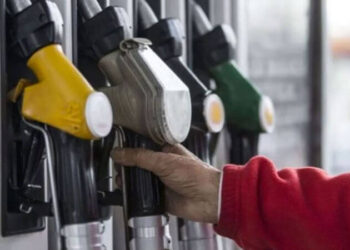Benzine ve motorine gizli zam!