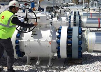 Kriz patlak verdi: Fabrikalarda üretim durdu