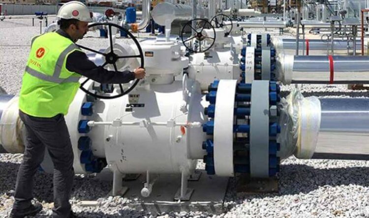 Kriz patlak verdi: Fabrikalarda üretim durdu