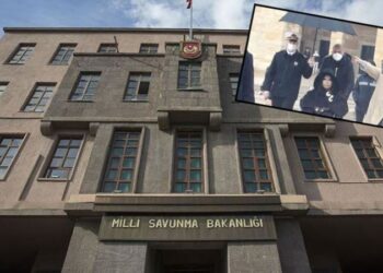 Milli Savunma Bakanlığı açıkladı: Anıtkabir ve takım komutanları görevden alındı
