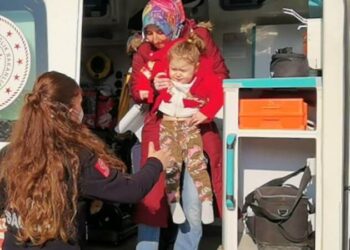 Akılalmaz olay: Fare zehrini ‘şeker’ zannedip yediler