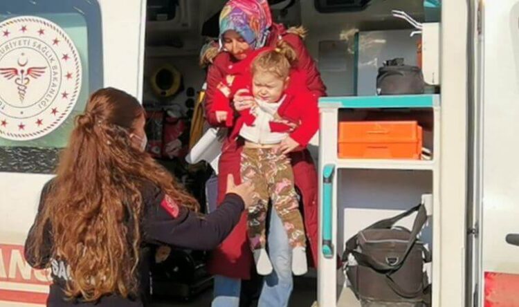 Akılalmaz olay: Fare zehrini ‘şeker’ zannedip yediler