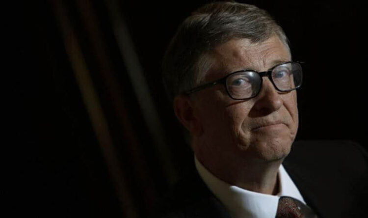 Bill Gates’ten ‘aşı yoluyla çip takma’ iddialarına yanıt