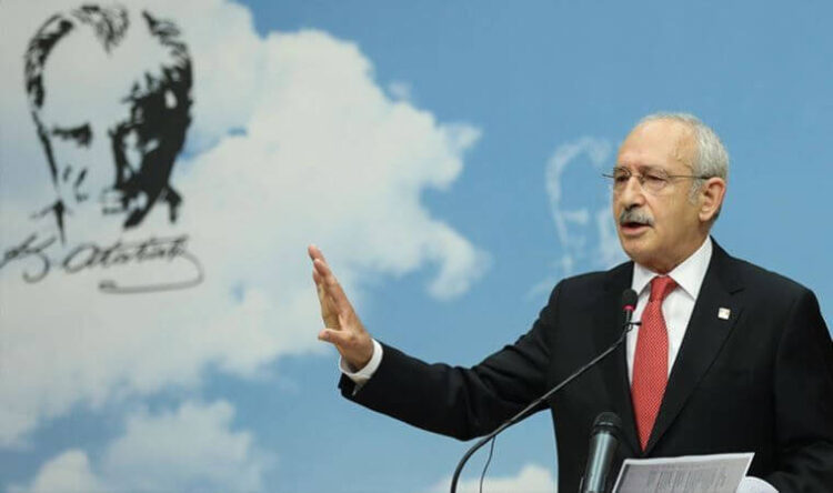 Bakan Varank Kılıçdaroğlu’nu hedef aldı: ‘Eşkıyalar gibi kurum basmaya gideceğine’