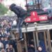 Taksim’de tedirgin eden görüntü