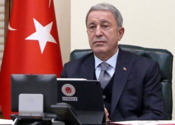 Hulusi Akar’dan bedelli askerlik açıklaması