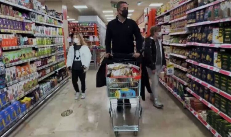 İki yıl önce yaptığı alışverişi yine yaptı… İşte CHP’li Başarır’ın ödediği tutar