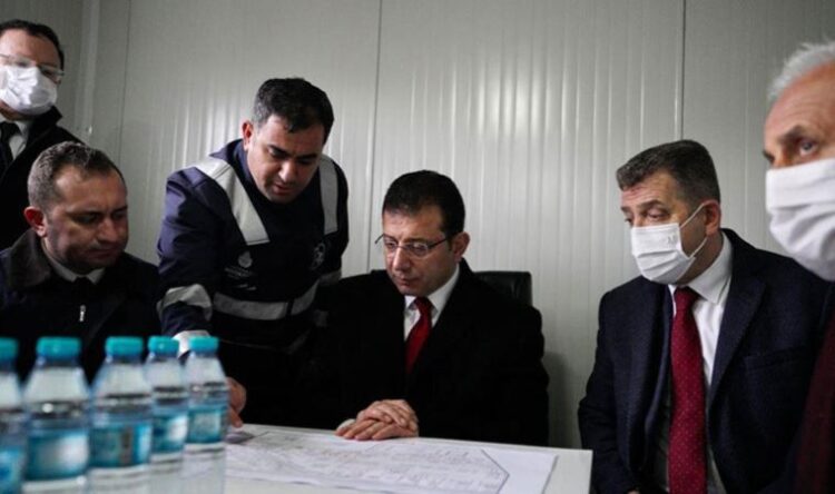 İmamoğlu ve Usta’dan örnek ilçe turu