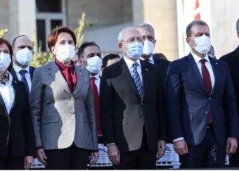 Kılıçdaroğlu ve Akşener Mersin’den seslendi: ‘Türkiye ağlıyor’