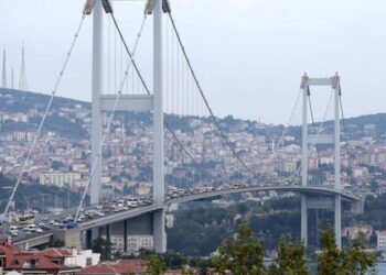 15 Temmuz Şehitler Köprüsü’nde intihar girişimi