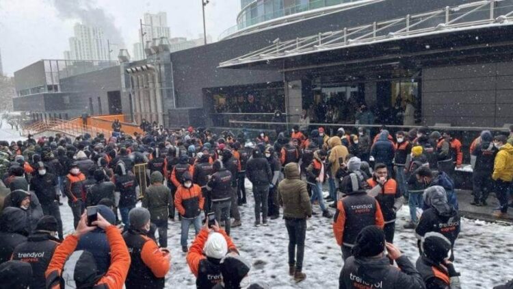 Trendyol işçileri iş bıraktı