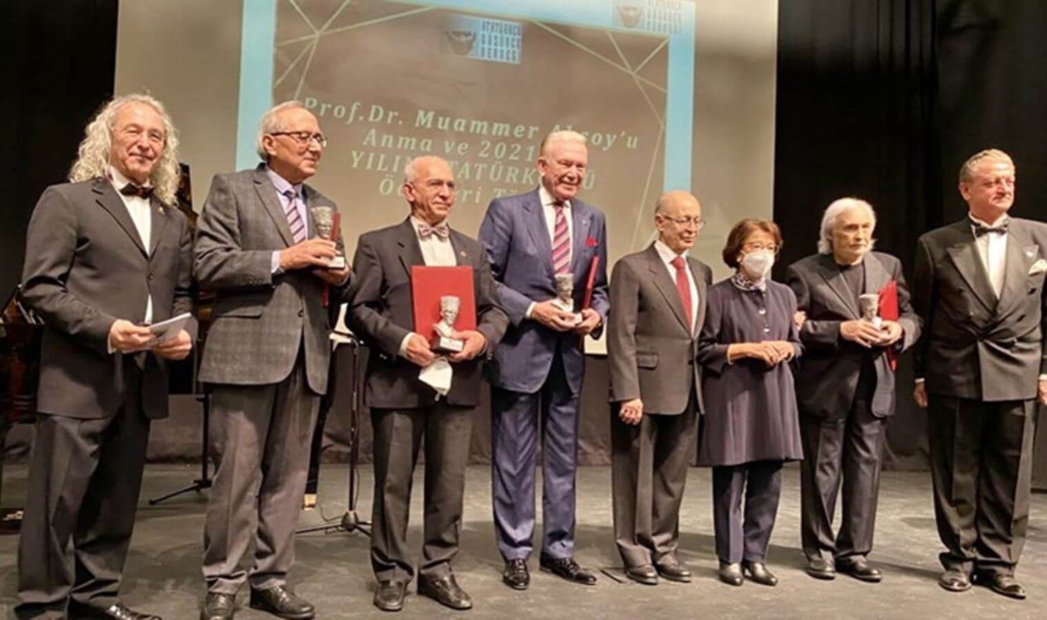 Ahmet Necdet Sezer&#39;den dikkat çeken açıklamalar - Yön Haber